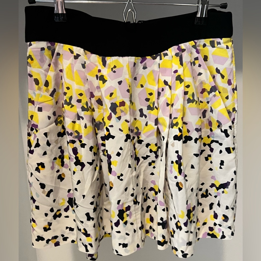 Diane von Furstenberg DVF printed mini skirt, size 2